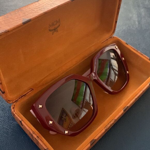 MCM Bordeaux Burgundy Square Sunglasses – Italian Luxury Designer Frames + Case - Picture 4 of 12
